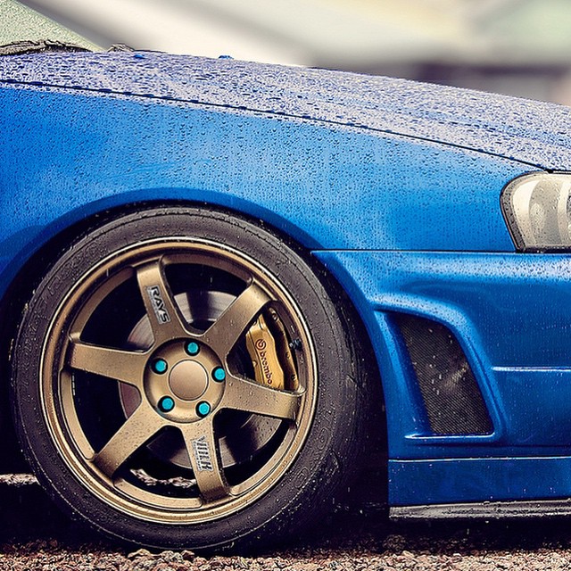 /assets/custom-wheel-bronze.jpg